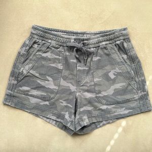 Athleta Camo Farallon Short
